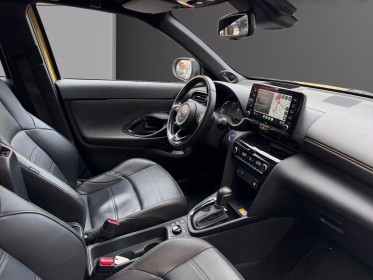 Toyota yaris cross hybride my21 116h awd-i première/ toit panoramique : camera de recul / affichage tete haute occasion...