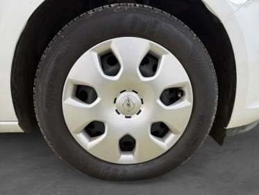 Opel astra 1.4 twinport 100 ch essentia moteur à chaine entretien complet garantie 12 mois occasion simplicicar poitiers...