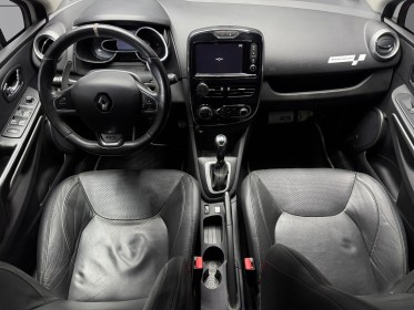 Renault clio iv rs gp monaco 1.6 turbo 200 rs edc rs gp monaco occasion simplicicar pau simplicicar simplicibike france