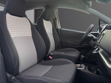 Toyota yaris hybride mc2 100h dynamic my19 garantie 12 mois occasion simplicicar frejus  simplicicar simplicibike france