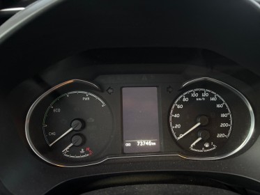 Toyota yaris hybride mc2 100h dynamic my19 garantie 12 mois occasion simplicicar frejus  simplicicar simplicibike france