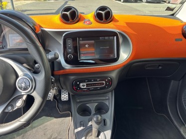 Smart fortwo coupe 1.0 71 ch edition 1 toit pano garantie 12 mois occasion simplicicar villebon-sur-yvette simplicicar...