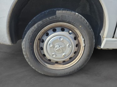 Peugeot expert fourgon 229 l2h1 n1.6 hdi 90 fap pack clim tole occasion avignon (84) simplicicar simplicibike france