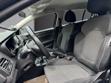 Renault megane iv estate dci 90 energy life occasion paris 17ème (75)(porte maillot) simplicicar simplicibike france