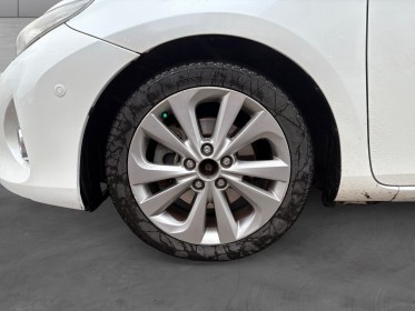 Toyota auris hybride 136h style, caméra ar, radar av/ar, toit panoramique, siège chauffant, garantie 12 mois. occasion...