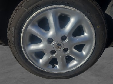 Renault twingo 1.2i initiale distri ok - ct ok occasion avignon (84) simplicicar simplicibike france