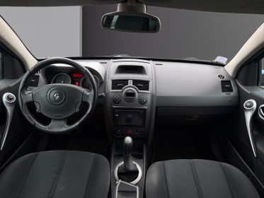 Renault megane ii 1.6 16v climatisation - entretien à jour - garantie 12 mois occasion champigny-sur-marne (94) simplicicar...