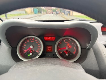 Renault megane ii 1.6 16v climatisation - entretien à jour - garantie 12 mois occasion champigny-sur-marne (94) simplicicar...