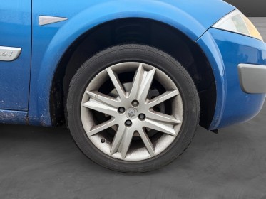 Renault megane ii 1.6 16v climatisation - entretien à jour - garantie 12 mois occasion champigny-sur-marne (94) simplicicar...