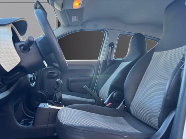 Renault twingo iii 1.0 sce 70 e6c limited garantie 12 mois occasion simplicicar frejus  simplicicar simplicibike france