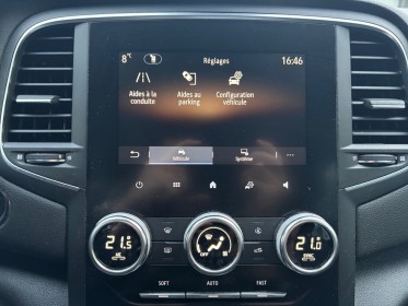 Renault megane iv berline tce 115 fap - 21n business garantie 12 mois occasion simplicicar vienne simplicicar simplicibike...