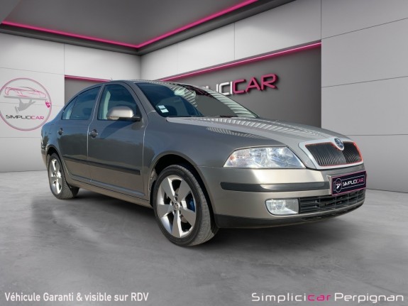 Skoda octavia 1.9 tdi 105 ch confort climatisation/aide au stationnement occasion simplicicar perpignan  simplicicar...