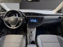 Toyota auris business hybride 136h dynamic business - caméra de recul - sièges chauffants - attelage - garantie 12 mois...