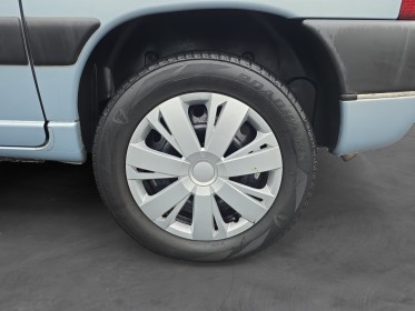 Peugeot partner combi 1.6 16v quiksilver occasion simplicicar lille  simplicicar simplicibike france