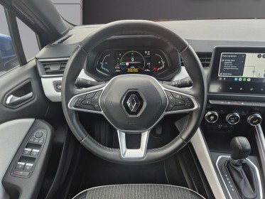Renault clio v e-tech 140 intens carplay caméra led interieur 4 pneus neufs garantie 12 mois occasion simplicicar valence -...