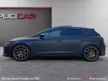 Seat leon cupra 2.0 tsi 300ch dsg6 / covering gris matte/ toit ouvrant occasion simplicicar pontarlier auto  simplicicar...
