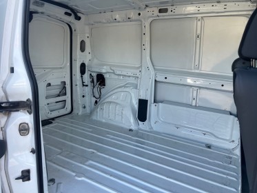 Peugeot expert fgn tole 229 l2h2 1.6 hdi 90 pack cd clim occasion avignon (84) simplicicar simplicibike france