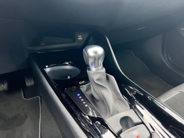 Toyota c-hr hybride my23 1.8l collection pack premium pack silver siéges électriques occasion parc voitures beauvais...