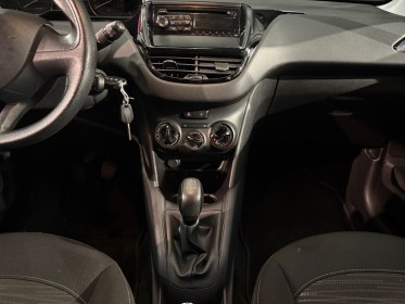 Peugeot 208 essence 68ch bvm5 access garantie 12 mois occasion simplicicar saint-jean simplicicar simplicibike france