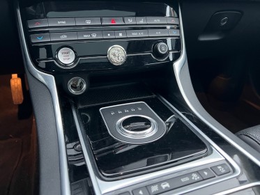 Jaguar xe xe 2.0 d - 180 ch bva portfolio occasion parc voitures beauvais simplicicar simplicibike france