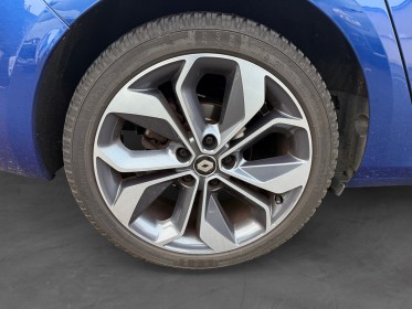 Renault megane iv estate 1.3 tce 140 gt line / toit ouvrant / caméra / attelage occasion simplicicar veauche simplicicar...