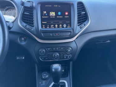 Jeep cherokee 2.2l multijet 200 active drive i bva limited 4x4 caméra arr / siège chauffants ventilé occasion simplicicar...