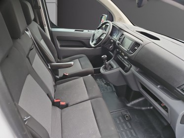 Opel vivaro fourgon l2 2.0 diesel 145 ch pack business occasion simplicicar velay simplicicar simplicibike france