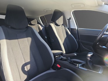 Peugeot 308 essence 110ch ss bvm5 série spéciale style courroie ok révisé garantie 12 mois occasion simplicicar vichy...