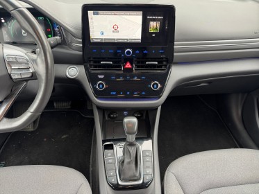 Hyundai ioniq plug-in 141 ch creative / sièges chauffant / volant chauffant occasion osny simplicicar simplicibike france