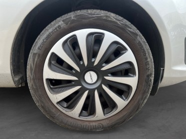 Ford fiesta 1.25 60 edition occasion simplicicar lyon nord simplicicar simplicibike france