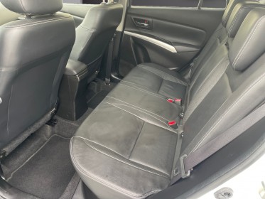 Suzuki sx4 s cross 1.6 ddis 120cv diesel  style 4x4 garantie 12 mois occasion simplicicar royan simplicicar simplicibike france