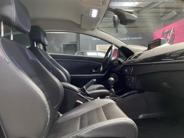 Renault megane iii coupe 1.5 dci 110 energy eco2 bose - garantie 12 mois occasion simplicicar brest simplicicar simplicibike...