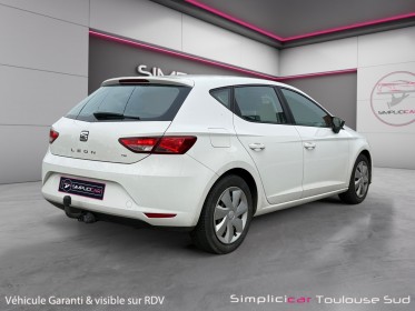 Seat leon 1.6 tdi 105  référence climatisation bluetooth attelage garantie 12 mois occasion simplicicar toulouse sud...