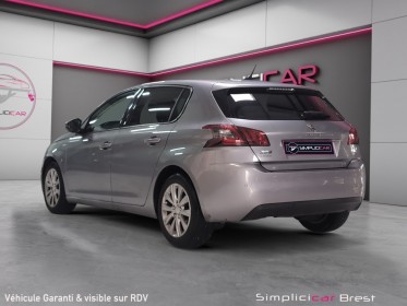 Peugeot 308 bluehdi 100ch ss bvm6 style - garantie 12 mois occasion simplicicar brest simplicicar simplicibike france