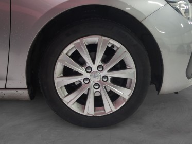 Peugeot 308 bluehdi 100ch ss bvm6 style - garantie 12 mois occasion simplicicar brest simplicicar simplicibike france