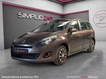 Renault grand scenic iii dci 105 eco2 authentique 7 pl - garantie 12 mois occasion simplicicar brest simplicicar simplicibike...