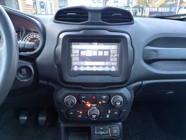 Jeep renegade 120 ch/quiksilver edition/radars de recul/carplay/garantie 12 mois occasion simplicicar salon de provence...