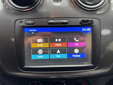 Dacia sandero tce 90 stepway / radar de recul / barres de toit / entretien renault / garantie 12 mois occasion paris 17ème...