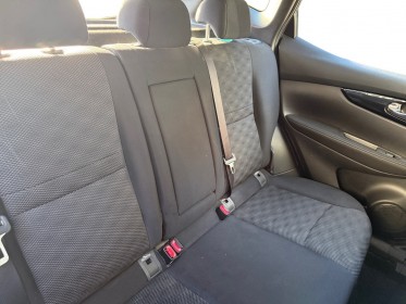 Nissan qashqai 1.2 dig-t 115 acenta caméra de recul clim bi-zone garantie 12 mois occasion simplicicar les sables-d'olonne...