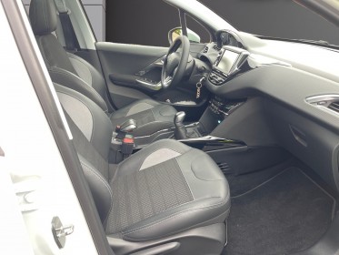 Peugeot 2008 1.2 puretech 110ch ss bvm5 allure - 1ere main - carplay - entretien peugeot occasion simplicicar la fleche...