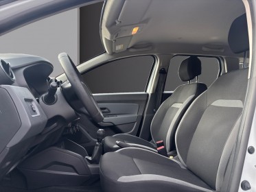 Dacia duster eco-g 100 4x2 essentiel climatisation bluetooth garantie 12 mois occasion simplicicar colmar simplicicar...