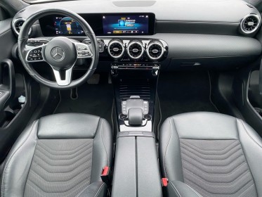 Mercedes classe a business 180 d 8g-dct business line attelage semi amovible angles morts caméra de recule garantie 12 mois...