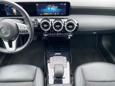 Mercedes classe a business 180 d 8g-dct business line attelage semi amovible angles morts caméra de recule garantie 12 mois...