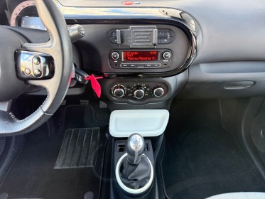 Renault twingo iii 1.0 sce 70cv eco2 ss intens - chaîne distribution - entretien ok - garantie 12 mois occasion simplicicar...