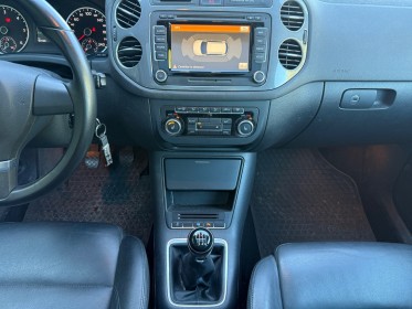 Volkswagen tiguan 2.0 tdi 140 sportline 4motion camera sièges chauffants toit ouvrant garantie 12 mois occasion simplicicar...