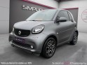 Smart fortwo coupe 90 cv boite auto passion- toit panoramique - accoudoir - jantes alu bicolor -vitres teintées occasion...
