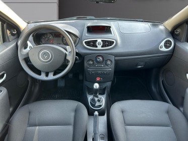 Renault clio iii 1.2 16v 75 eco2 yahoo moteur changé occasion simplicicar pontarlier auto  simplicicar simplicibike france