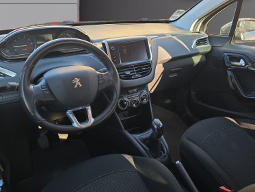 Peugeot 208 82ch bvm5 style / courroie changée occasion simplicicar pontarlier auto  simplicicar simplicibike france