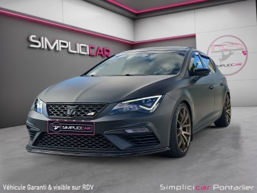 Seat leon cupra 2.0 tsi 300ch dsg6 / covering gris matte/ toit ouvrant occasion simplicicar pontarlier auto  simplicicar...