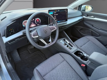 Volkswagen golf viii 1.5 e-tsi - 16v turbo hybrid mild hybride life plus 150 sièges chauffant volant chauffant caméra de......